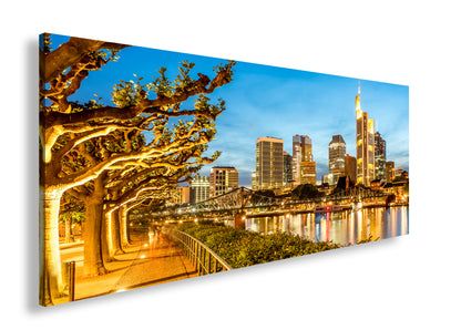 Hauptbild Farbig Panorama